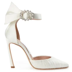 Ariel White 105