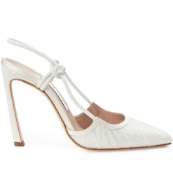 Astrid White 105
