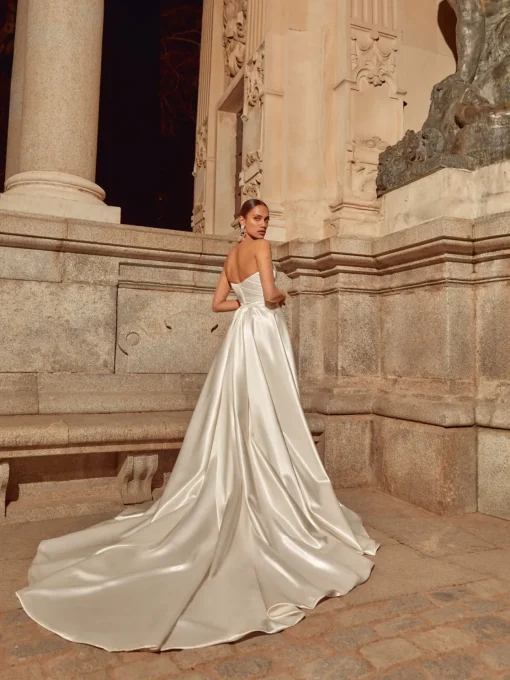 Luna Overskirt