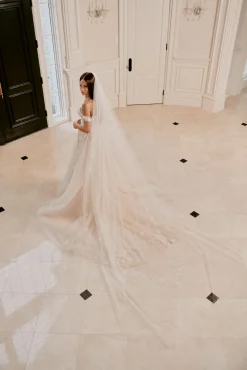 Noa Veil