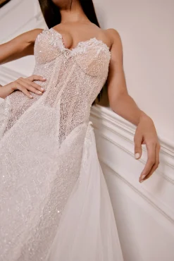 Zendaya Overskirt